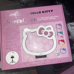 Hello Kitty Ring Light Impressions 