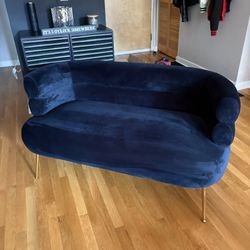 Black Velvet Loveseat