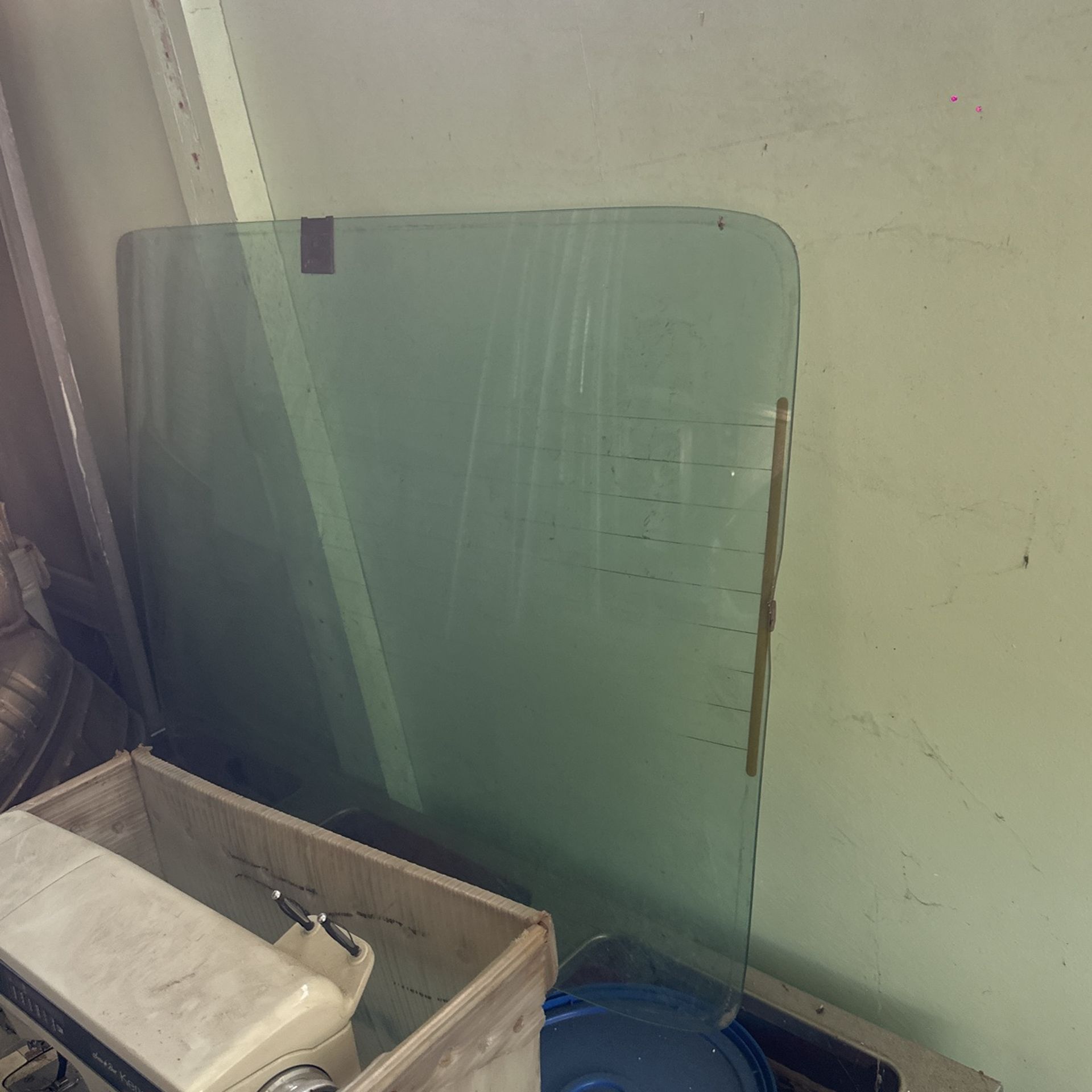 2004-08 997.1 Porsche Rear Glass Carrera