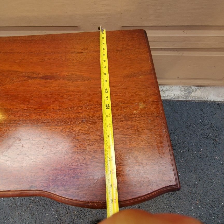 Beautiful Bassett furniture all solid wood work dusk vintage. Antique. Lots of drovers storage space. Only $75 price to sell. Double-sided Desk