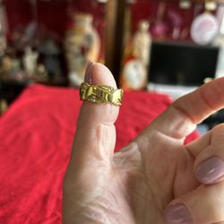 Great Men’s Fashion Rings Many STYLES …Sizes 7-11