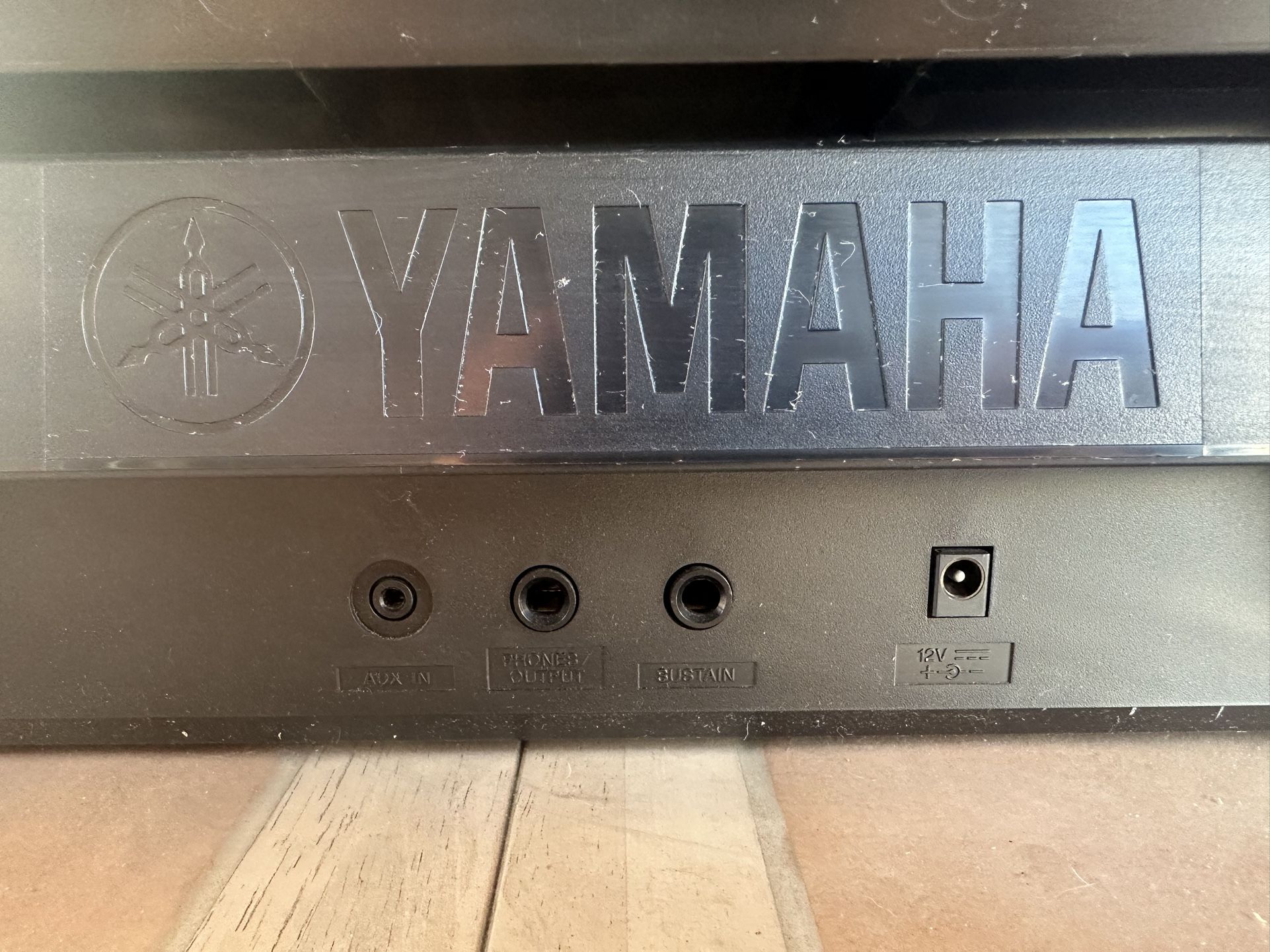 Yamaha Keyboard PSR E273