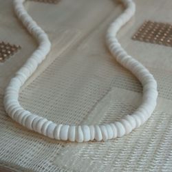 Vintage Puka Shell Necklace 19.5in Authentic Hawaiian White Choker Surfer Beach