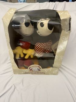 Mickey & Minnie Mouse 70th Anniversary Plush Set