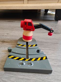 Brio crane magnetic lift