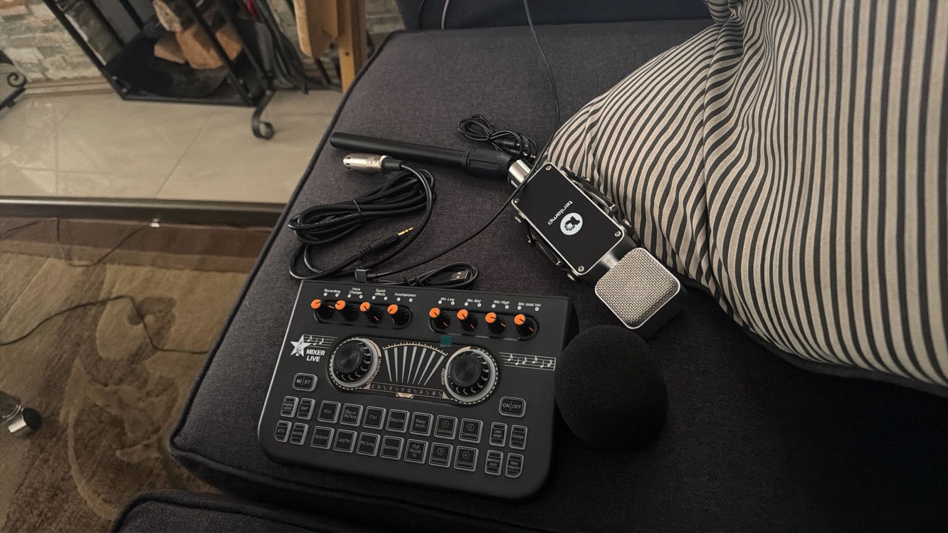 3 Sound Mixer