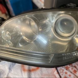 Mercedes Headlight