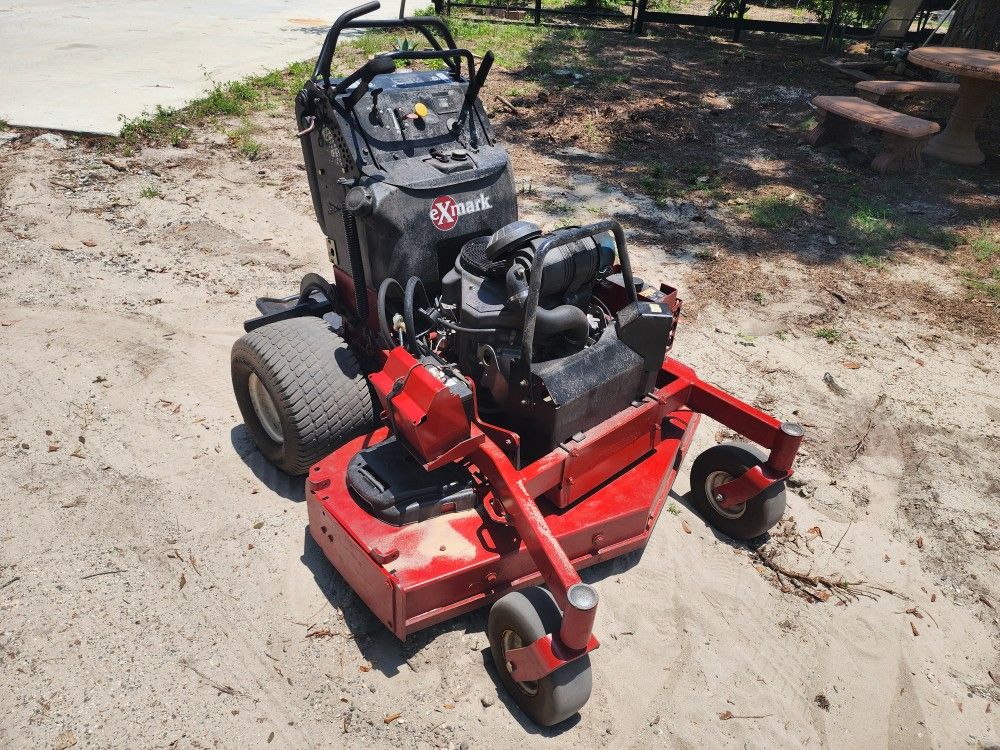 Exmark Vantage Stander Zero Turn 52 Inch Lawn Mower for Sale in ...