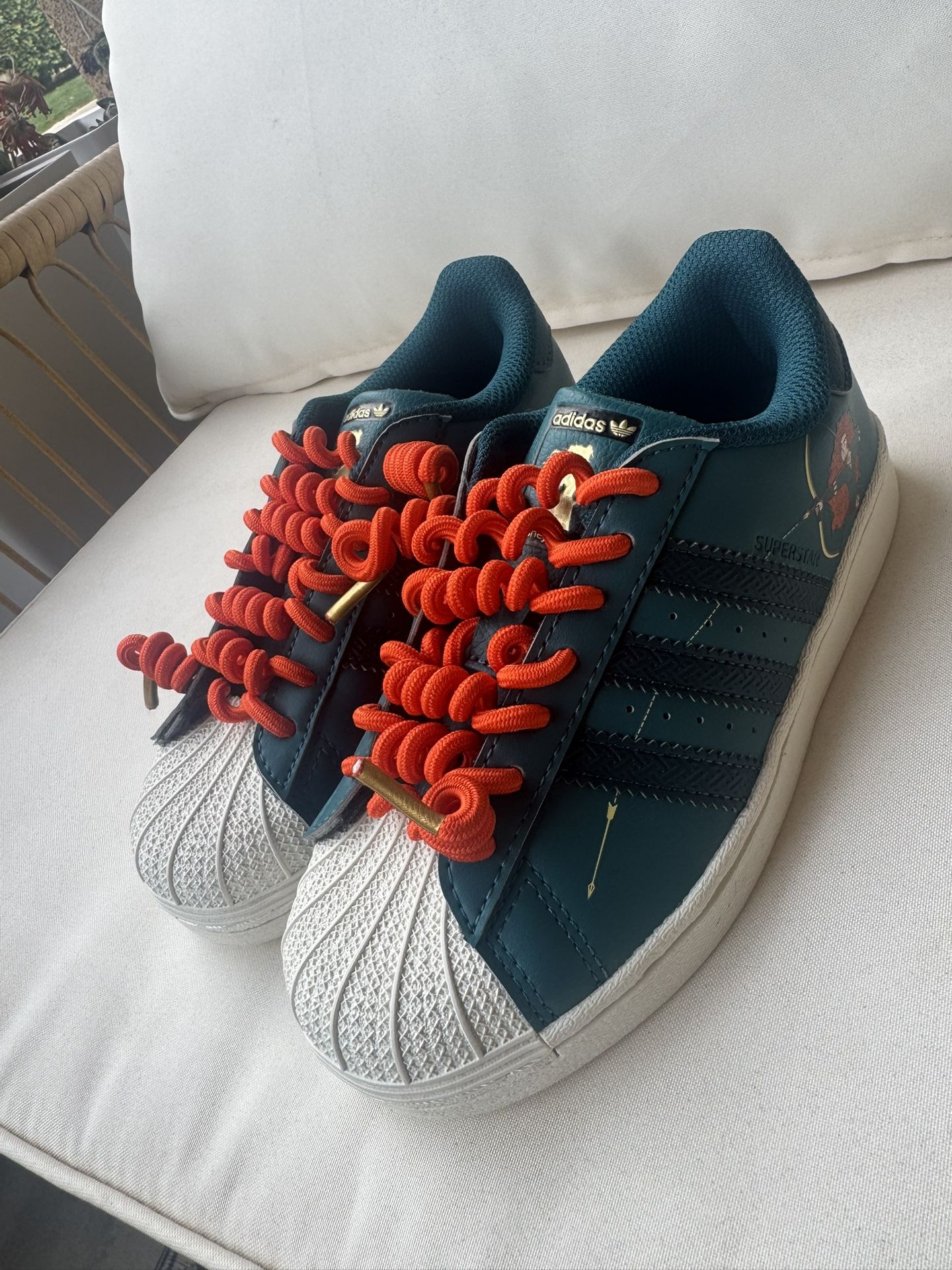 Adidas Brave Disney Edition Size 1 Girls