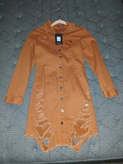 Pre-own/ Brand new dresses