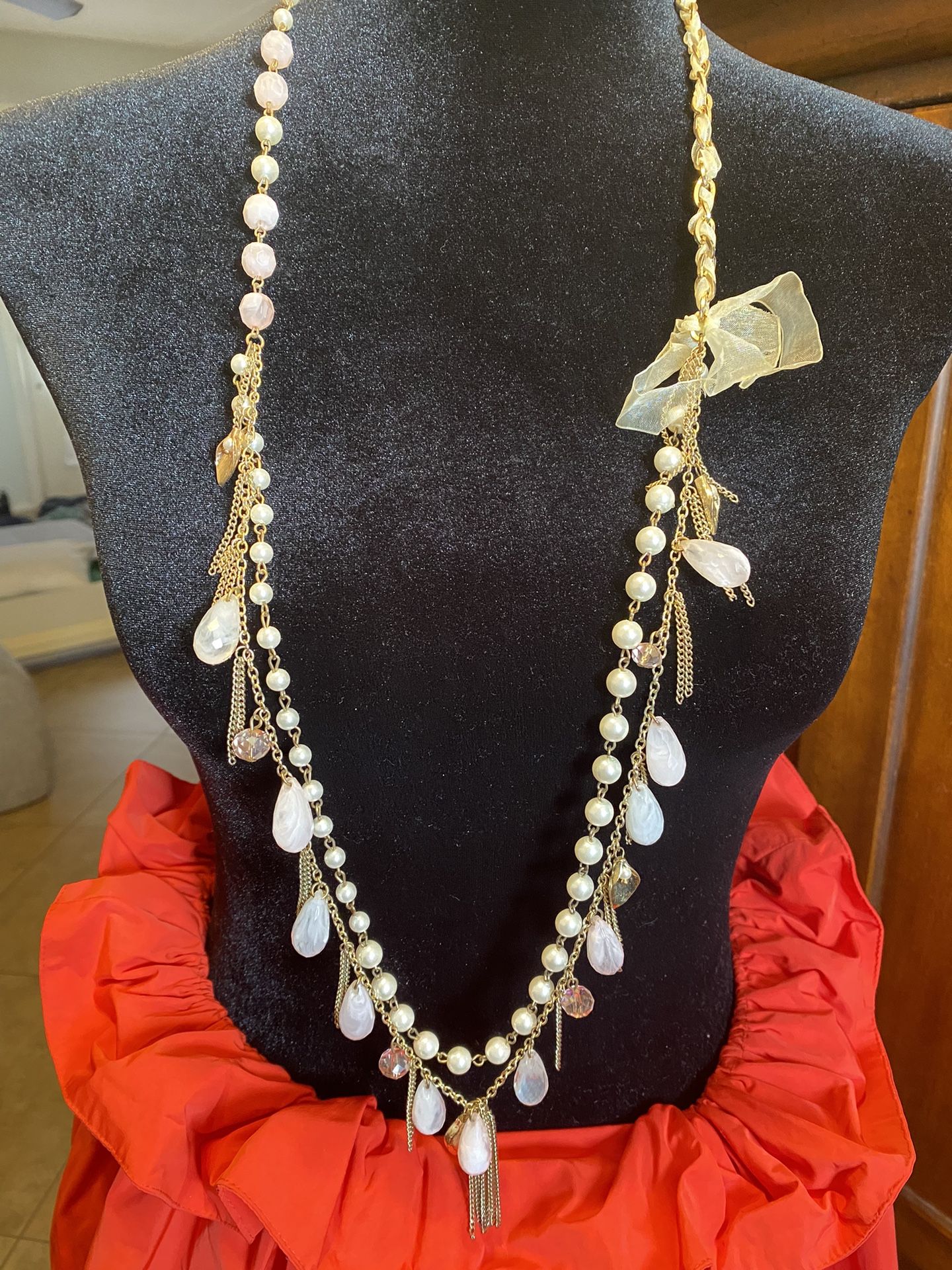 New York & Co Necklace