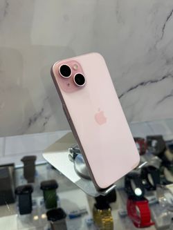 iPhone 15 128GB AT&T Pre-owned