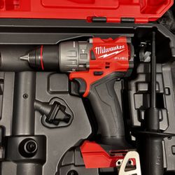 Milwaukee M18 Fuel Gen 4 Drill