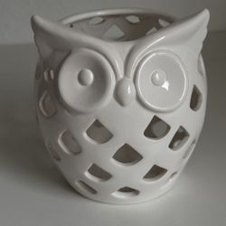 White ceramic owl