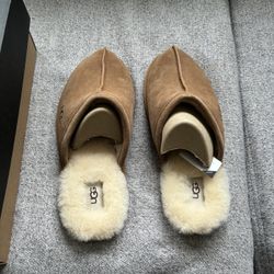 Men’s Ugg Slipper (Size 10)