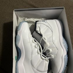 Air Jordan 11 Legend Blue Size 12