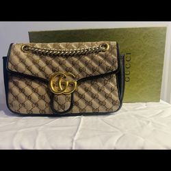 Authentic Gucci Marmont Bag $1000 (PRICE NEGOTIABLE!)