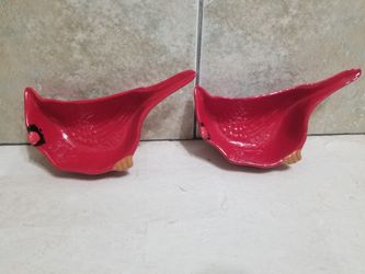 Set of 2 New Robert Stanley Ceramic Cardinal Dishes