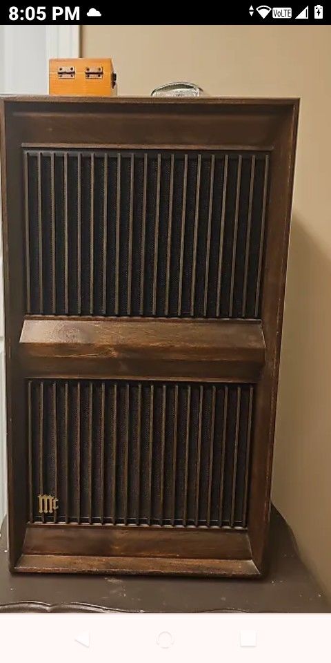 2  Mc intoch  vintage speakers  the speaker needs to be redone around the speaker the soft material $350 for the set 