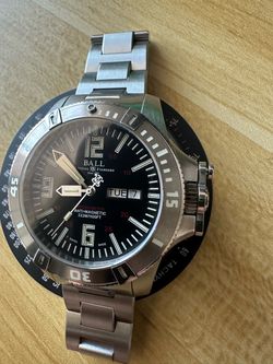 BALL Engineer Hydrocarbon Spacemaster X Lume Chronometer Day/Date mens watch