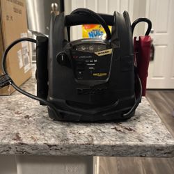 Schumacher Battery 800 amp jump starter