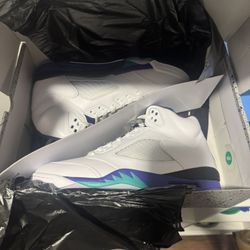 Jordan 5s Grapes 