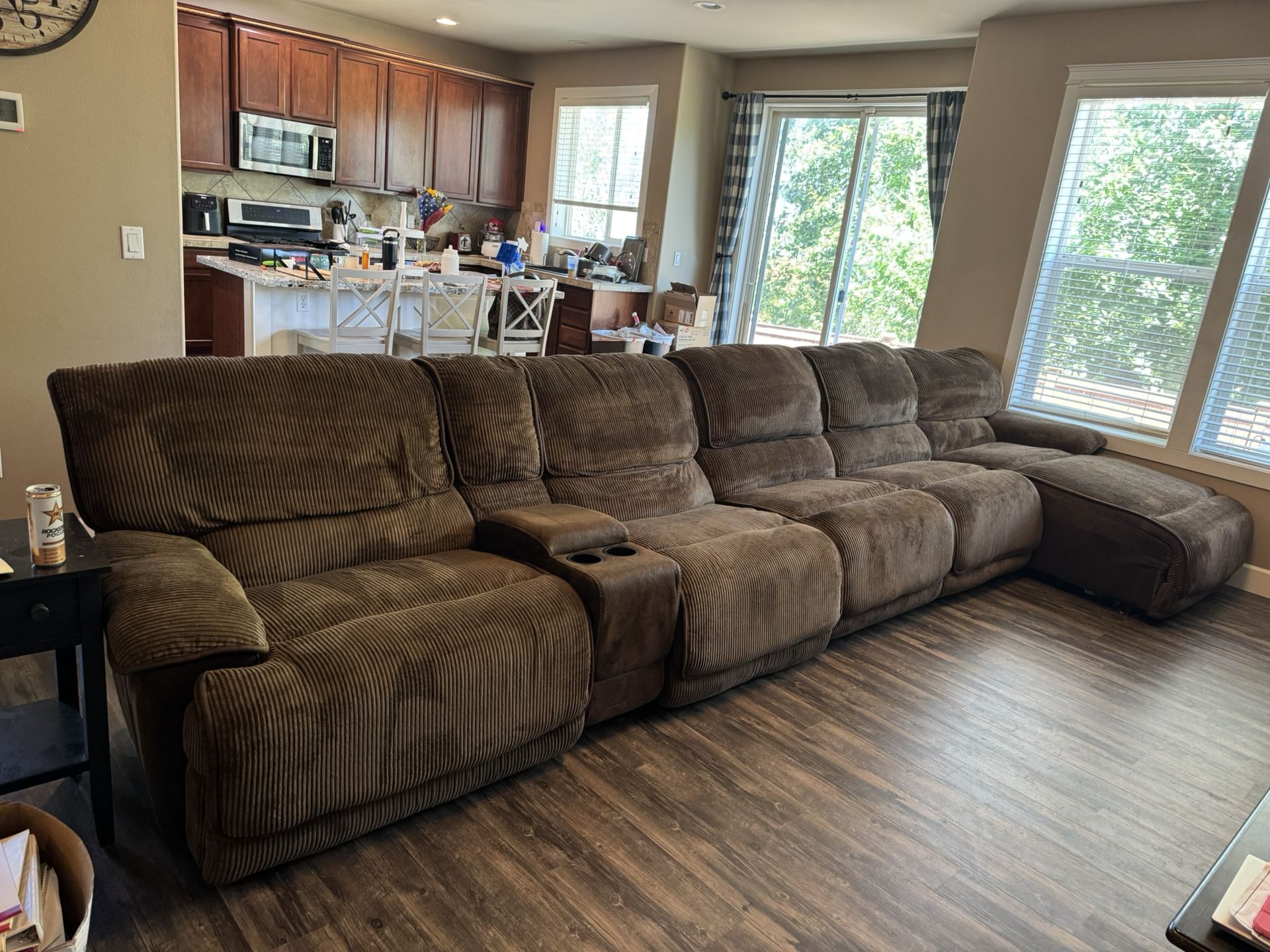 Reclining Sectional Sofa/Couch