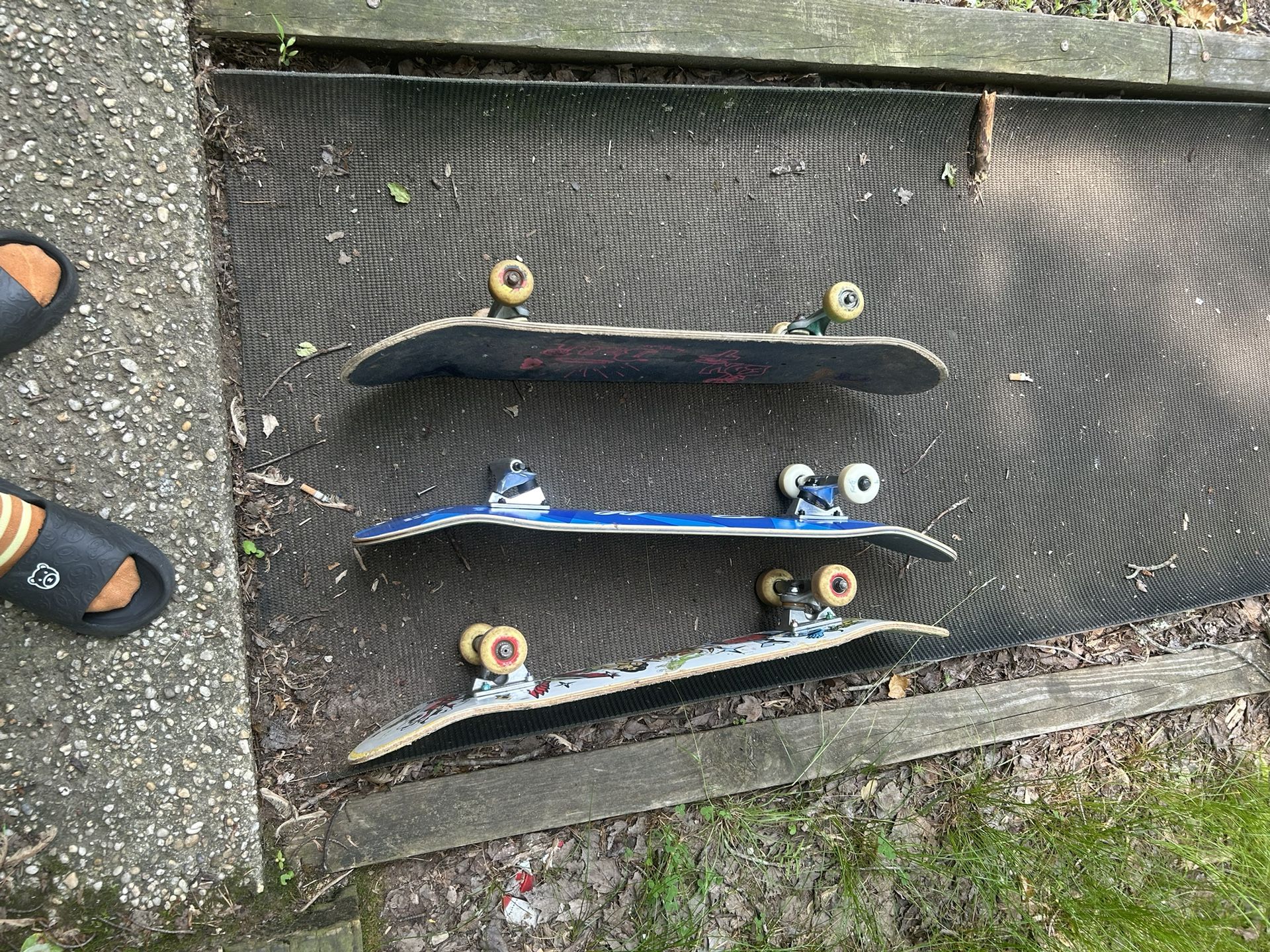 3 Skateboards