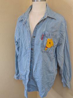 Disney Pooh Vintage Denim Button Down Shirt Embroidered Winnie the Pooh Size M