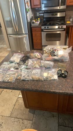 Vintage costume jewelry bundle everything you see