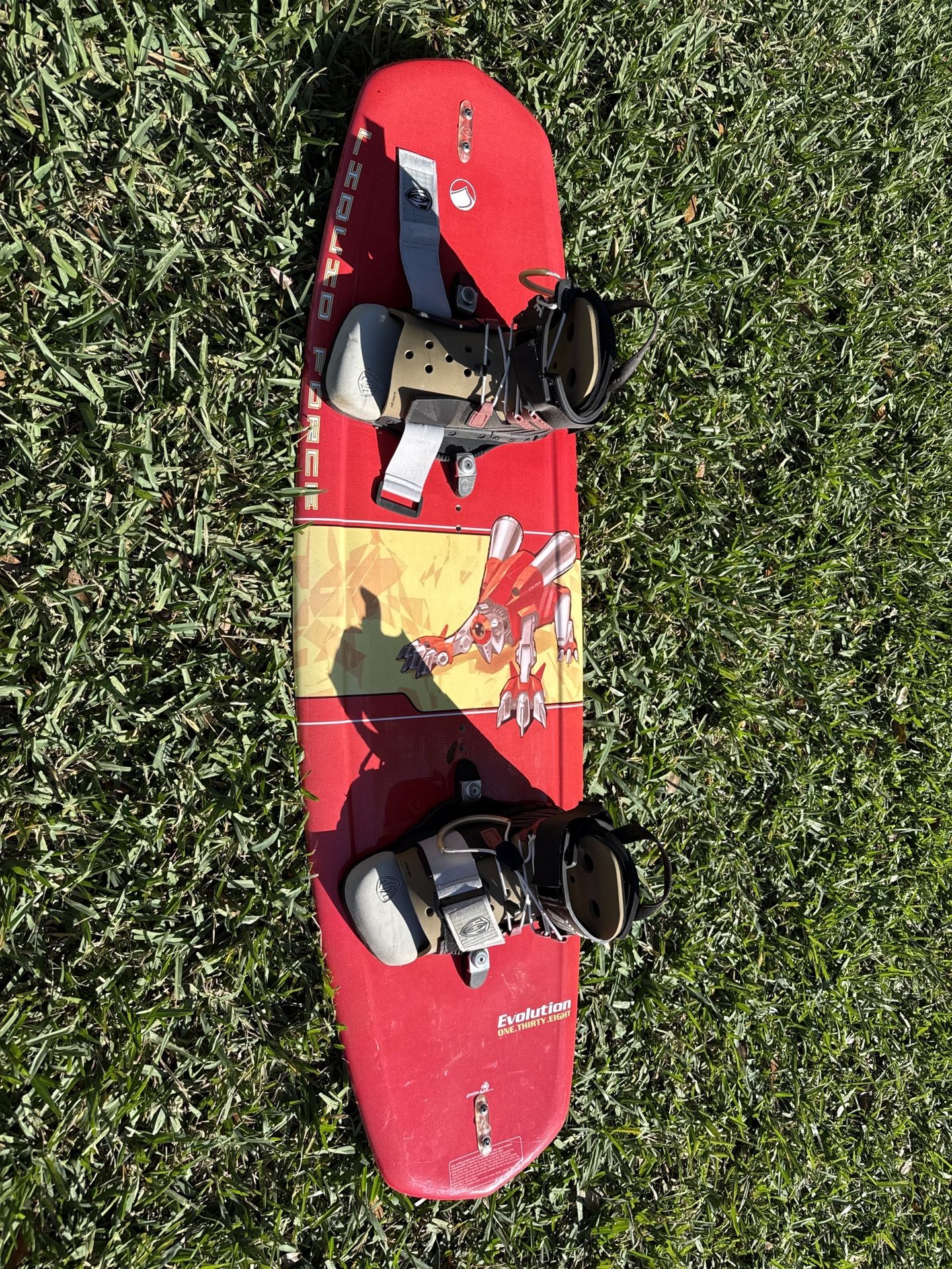 Hyperlite Evolution 138 Wakeboard + Hyperlite Bindings – $150 OBO