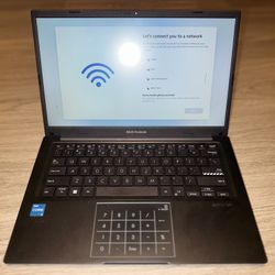 ASUS VivoBook 14” Laptop – Like New | 16GB RAM | 512GB SSD