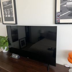 43” Amazon Smart TV – 4K UHD, Fire TV Built-In, Ready to Stream