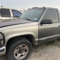 1999 Chevrolet Silverado C2500 PARTS for Sale in Waller TX OfferUp