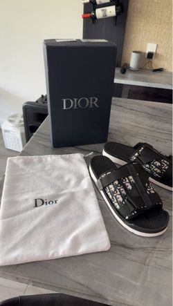 Dior Slides