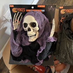 New: Halloween Decorations Lot
