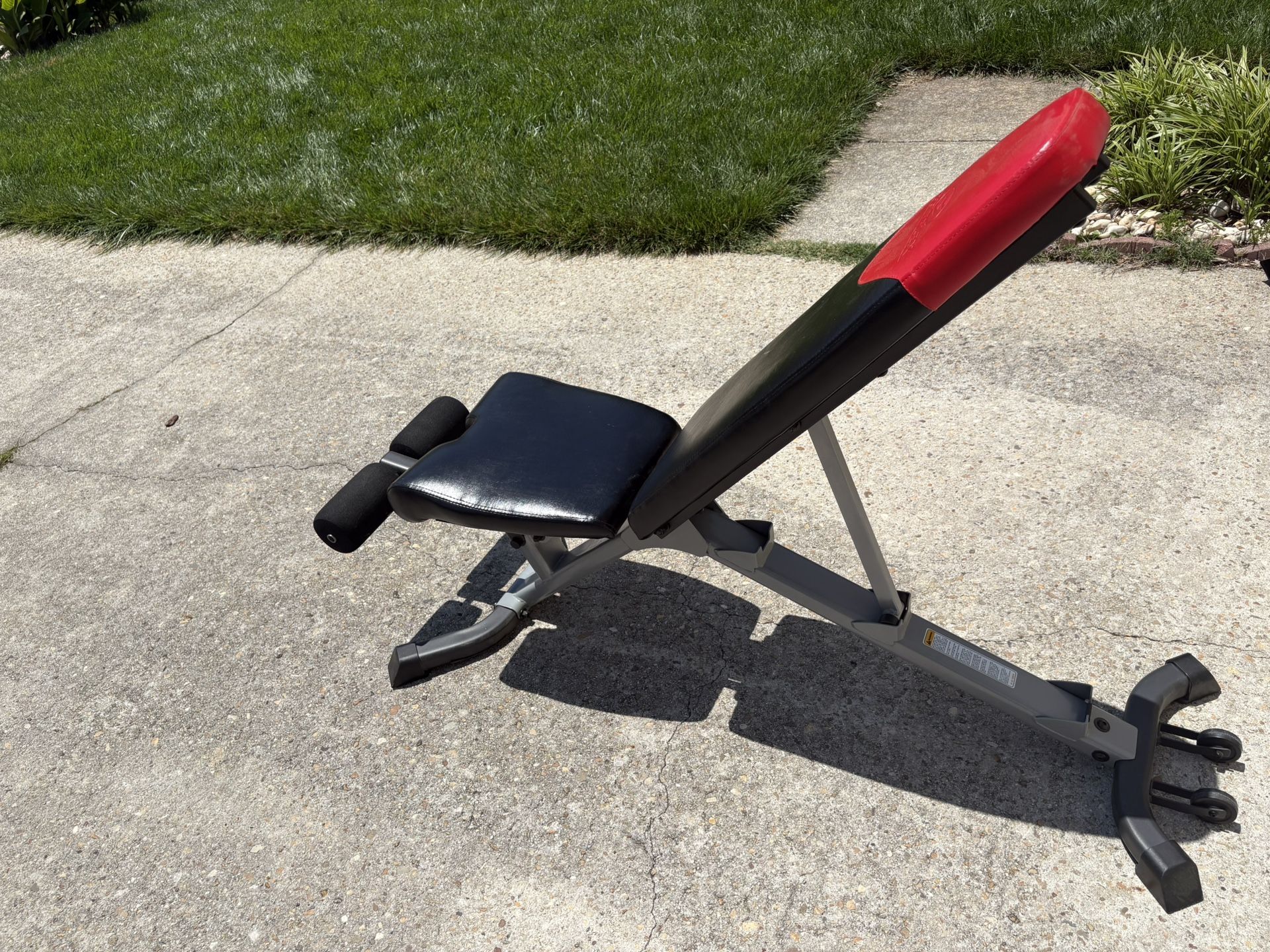 BOWFEX ADJUSTABLE WEIGHT BENCH