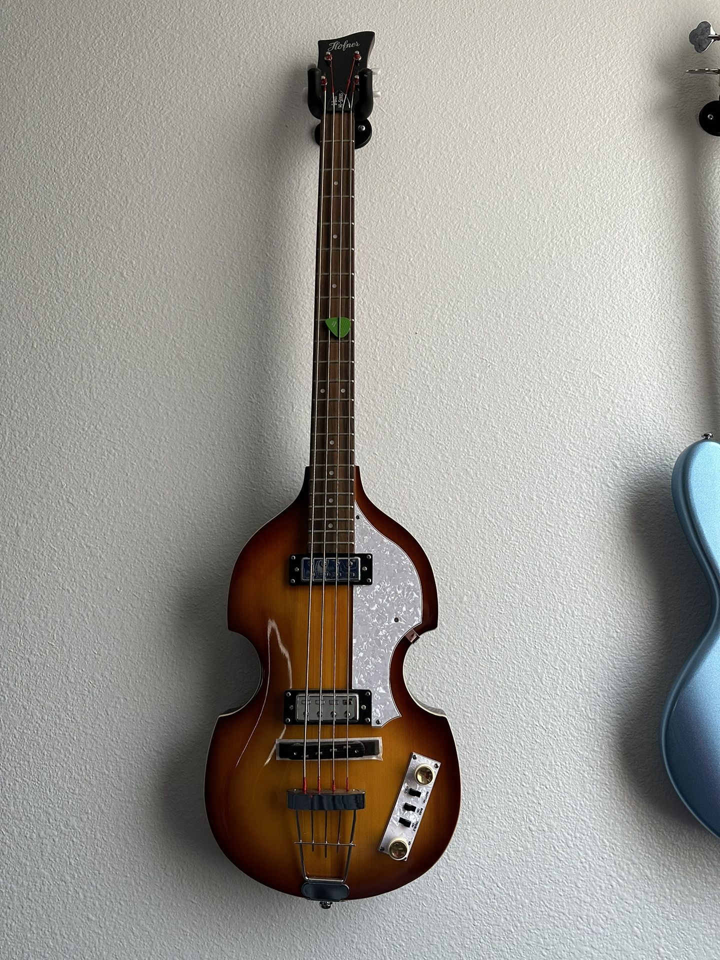 Hofner Viola Bass