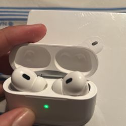 AirPod Pro 2s