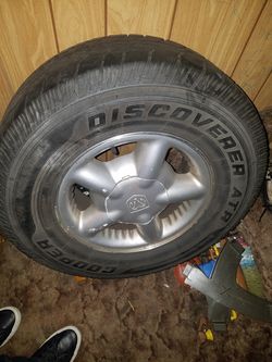 2001 dodge Durango tire and rim