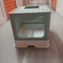 Cat Litter Box Enclosed With Scooper New