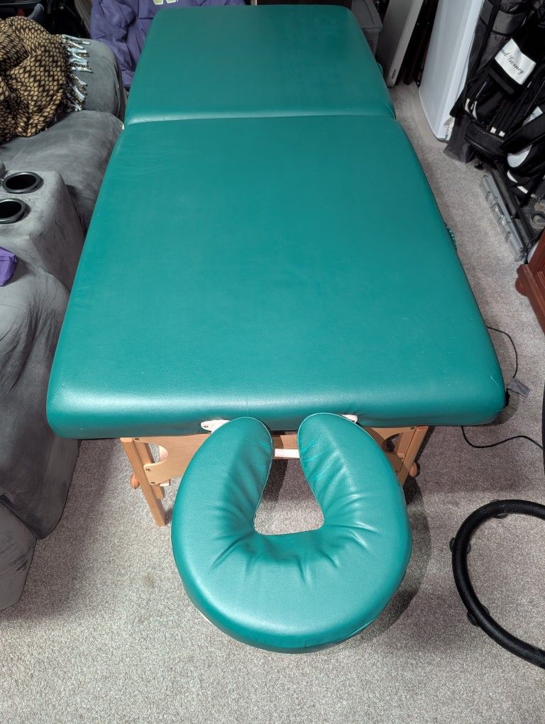 Oakcraft Massage Table
