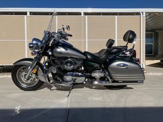 2006 Kawasaki Vulcan Nomad VN1600 EXCELLENT CONDITION! Only 32K miles $3800 read description for details Mesa