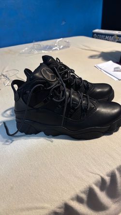 Jordan Pro Strong Black / Metallic Gold size 8