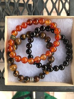 3 bracelet carnelian, garnet tigers eye.