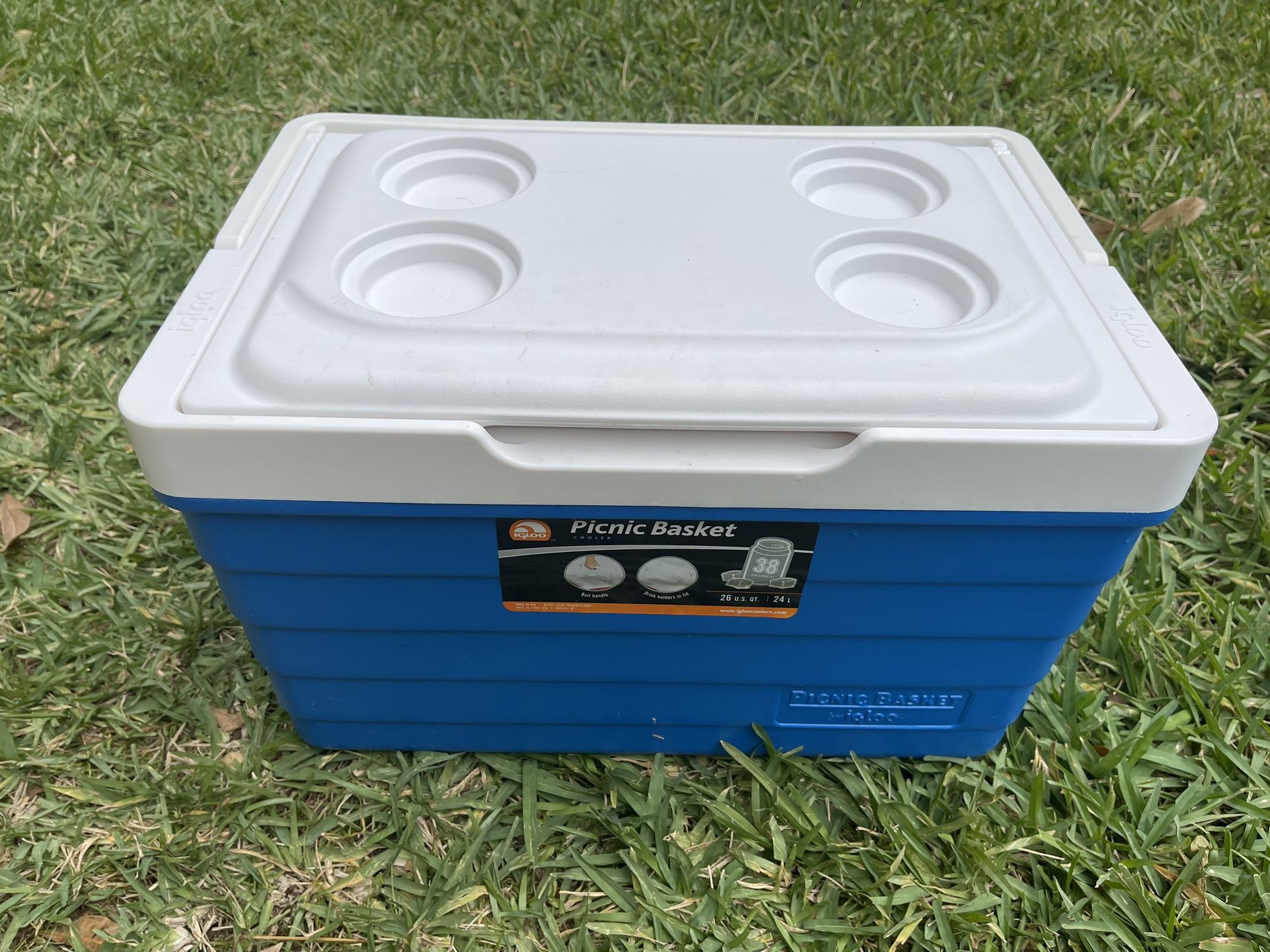 Igloo Cooler Picnic Basket (see description) 