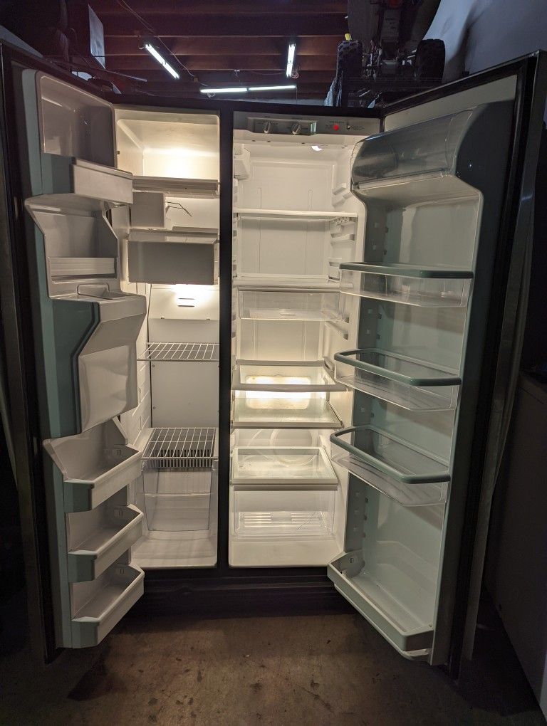 Stainless Steel Fridge for Sale in Auburn, WA OfferUp