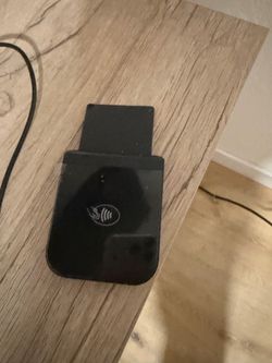 Shopify Tap & Chip Card Reader S1801 – Apple Pay/Card Reader”.