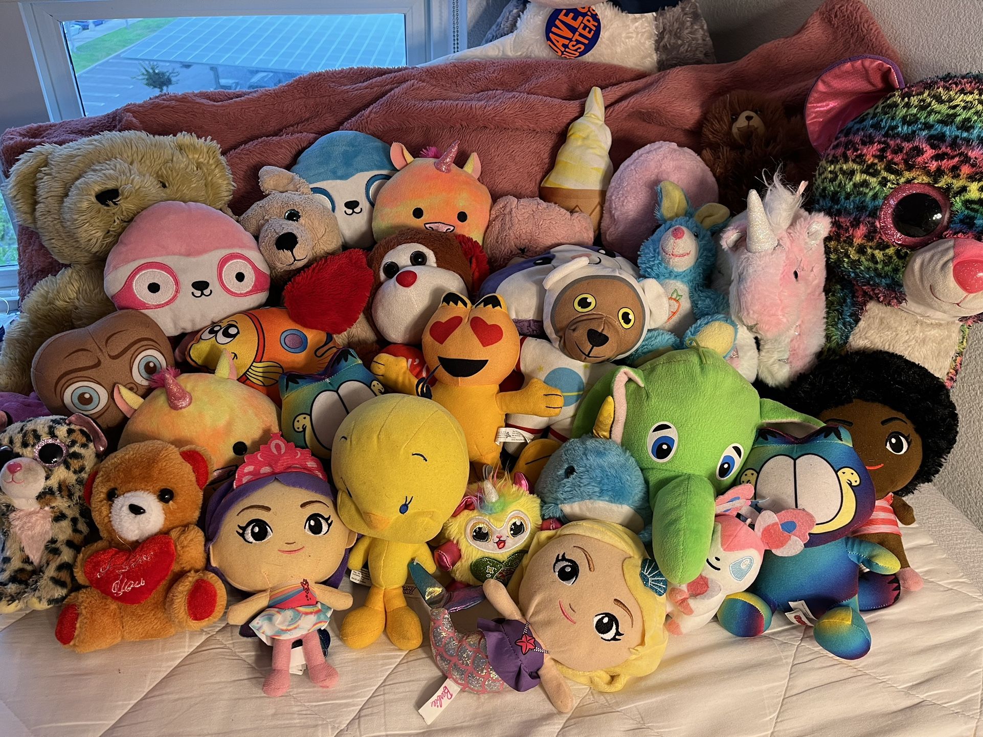 Stuffed Animals Collection- 25+ Count