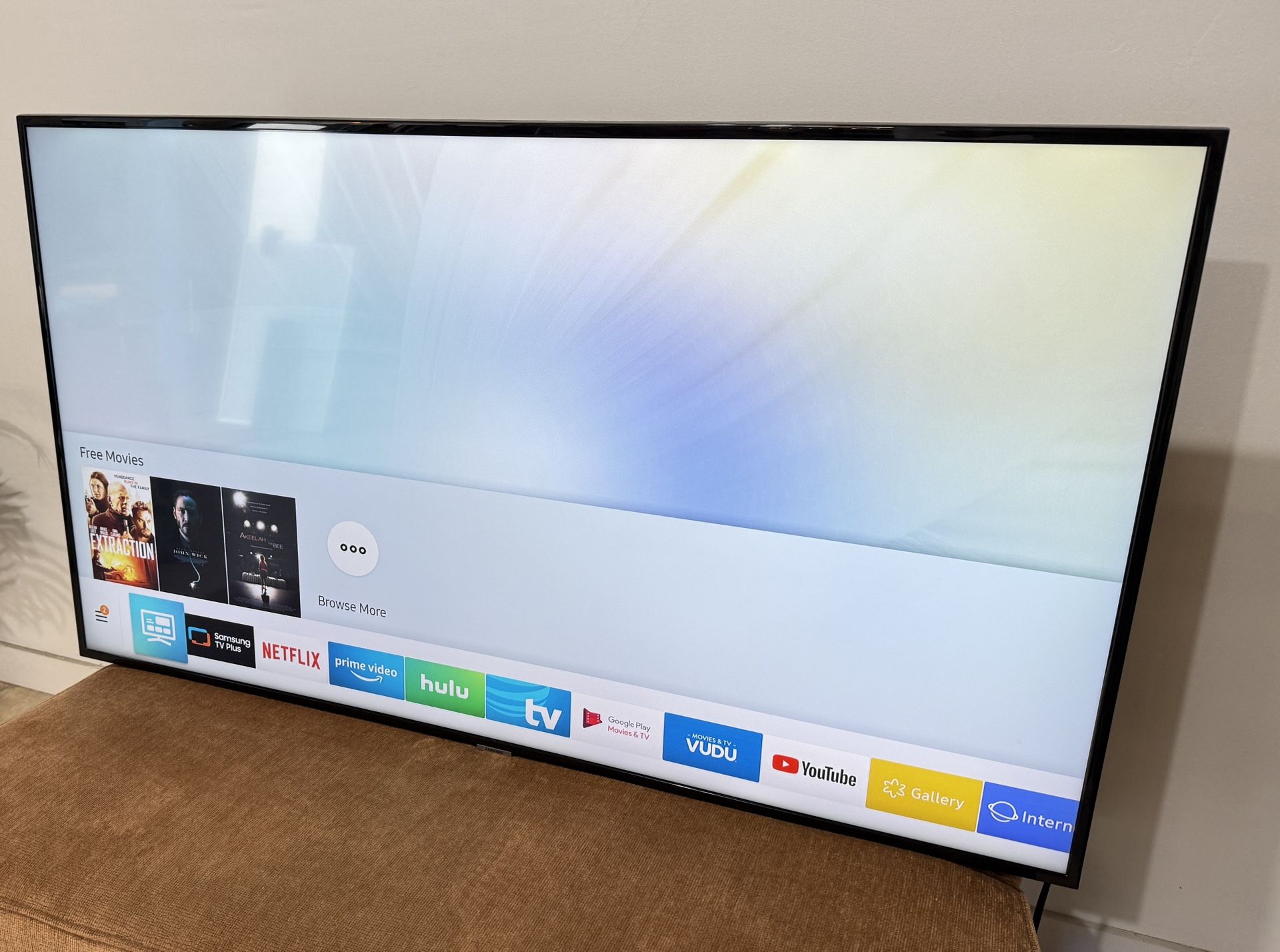 Samsung 55” 4K Smart TV